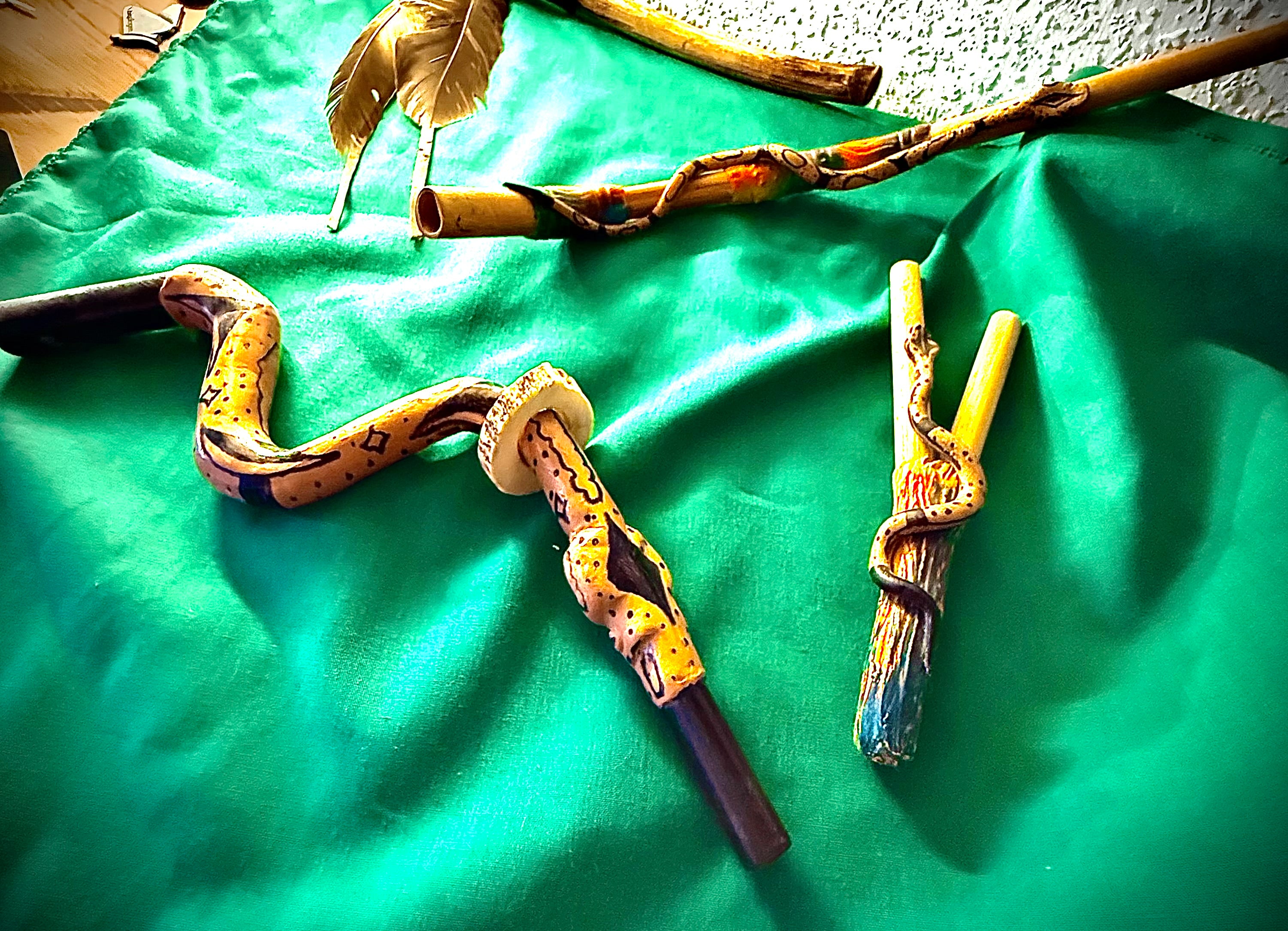 Curipé ceremonial artesanal.